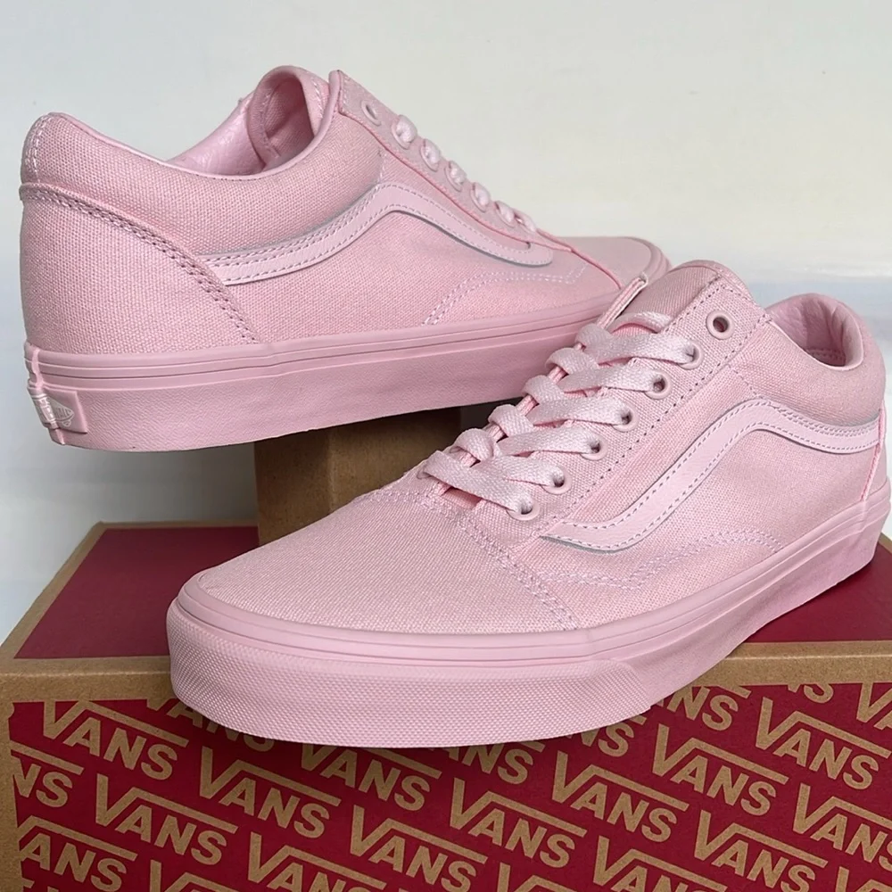 Vans WMNS Old Skool
Pastel Mono Pink
VN000CT8PNK 
Sneakers - Picture 12 of 16
